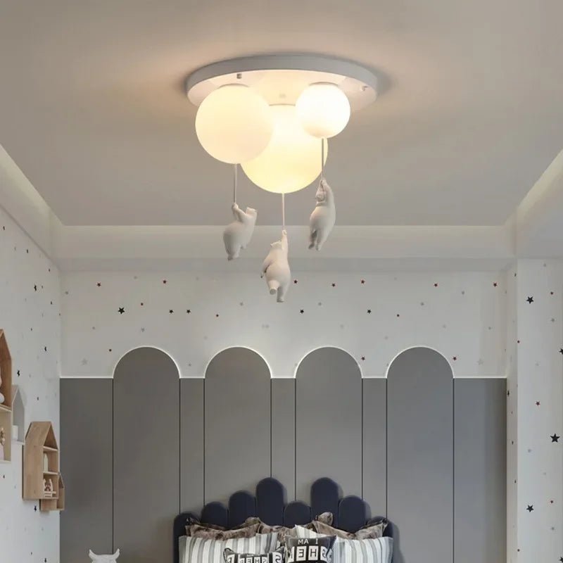 Verspielter Ballon-Bären-Kronleuchter für Kinder-Spielzimmer und Kinderzimmer