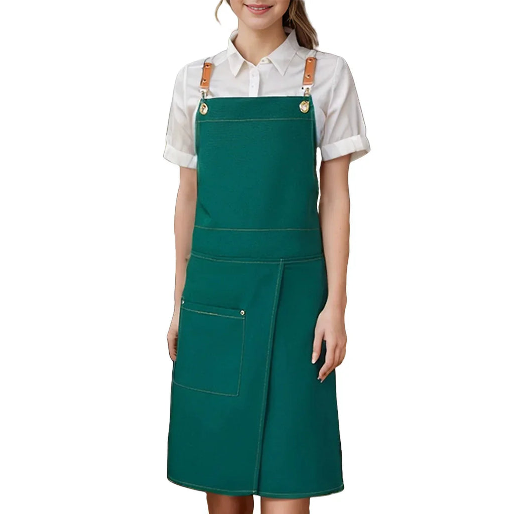Delantal impermeable WorkEase con bolsillos de lona y falda dividida