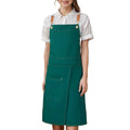 Delantal impermeable WorkEase con bolsillos de lona y falda dividida