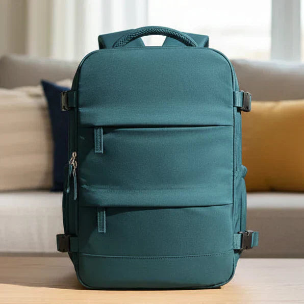 GlobeTrail Kompaktní příruční batoh s přihrádkou na notebook