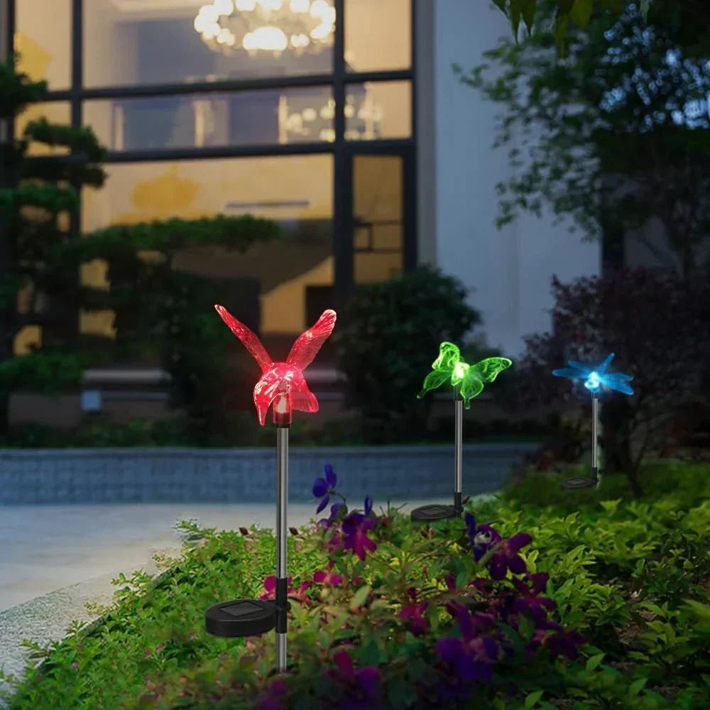 Lampe de jardin LED papillon LumenWings pour espaces extérieurs