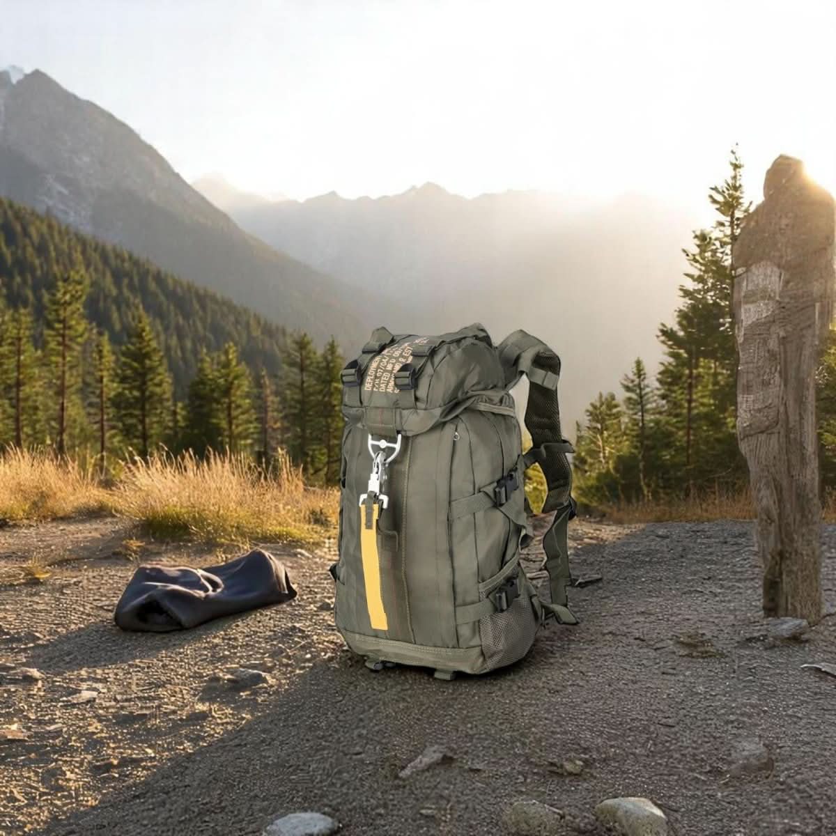 AeroPeak taktischer robuster 30L Outdoor-Rucksack mit wasserdichtem Design