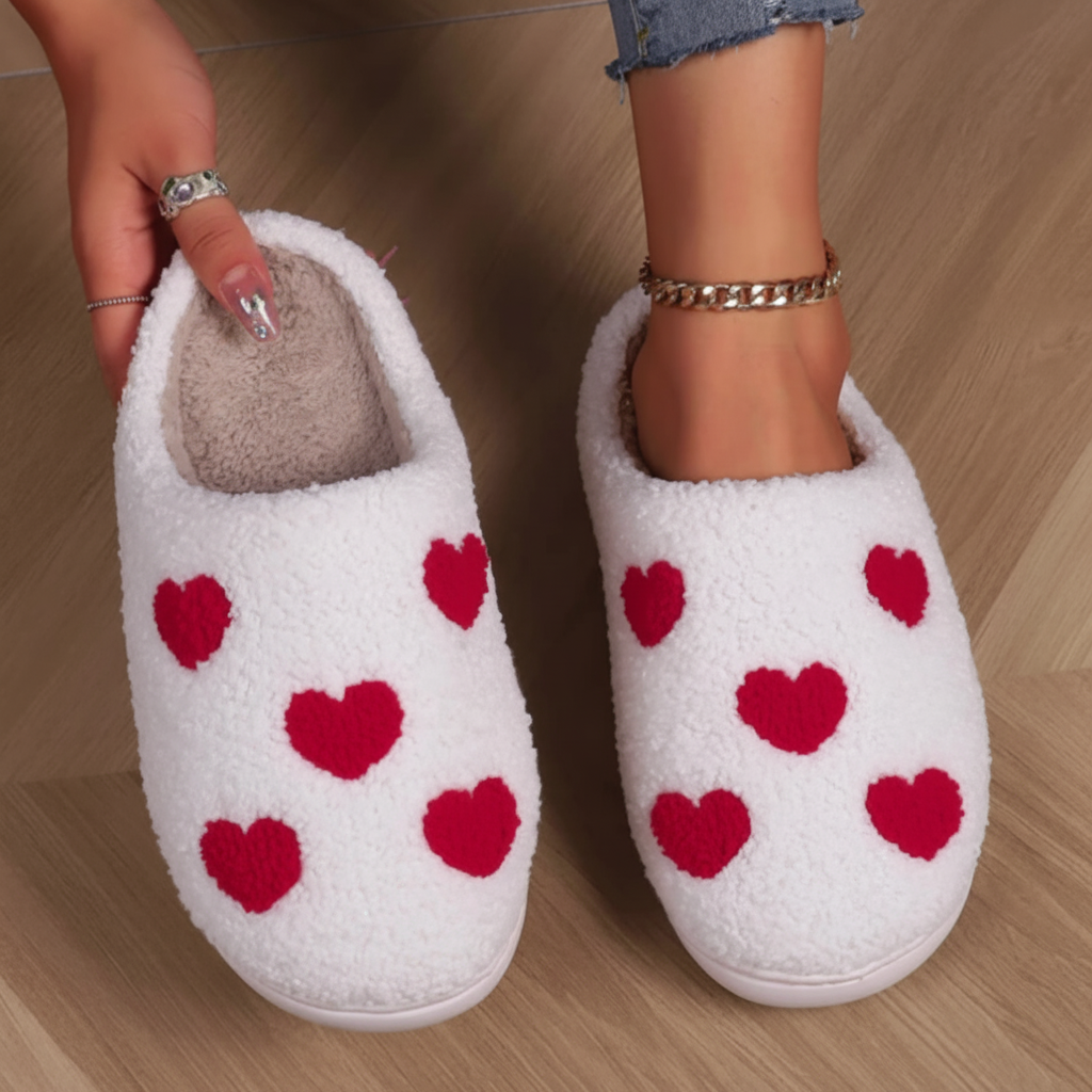 Women's Cozy Memory Foam Slippers With Heart Print Design