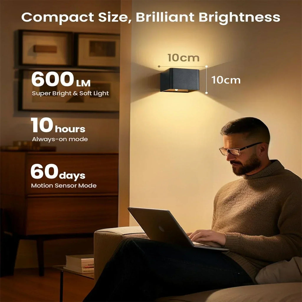 Lampada da parete LED wireless LuminaWave con sensore di movimento e batteria da 4000 mAh