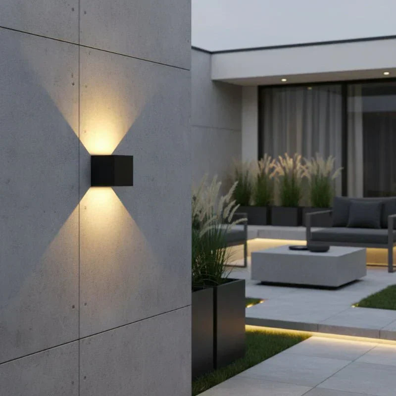 NovaGlow Moderne Wasserdichte LED-Wandlampe IP65 Aluminium