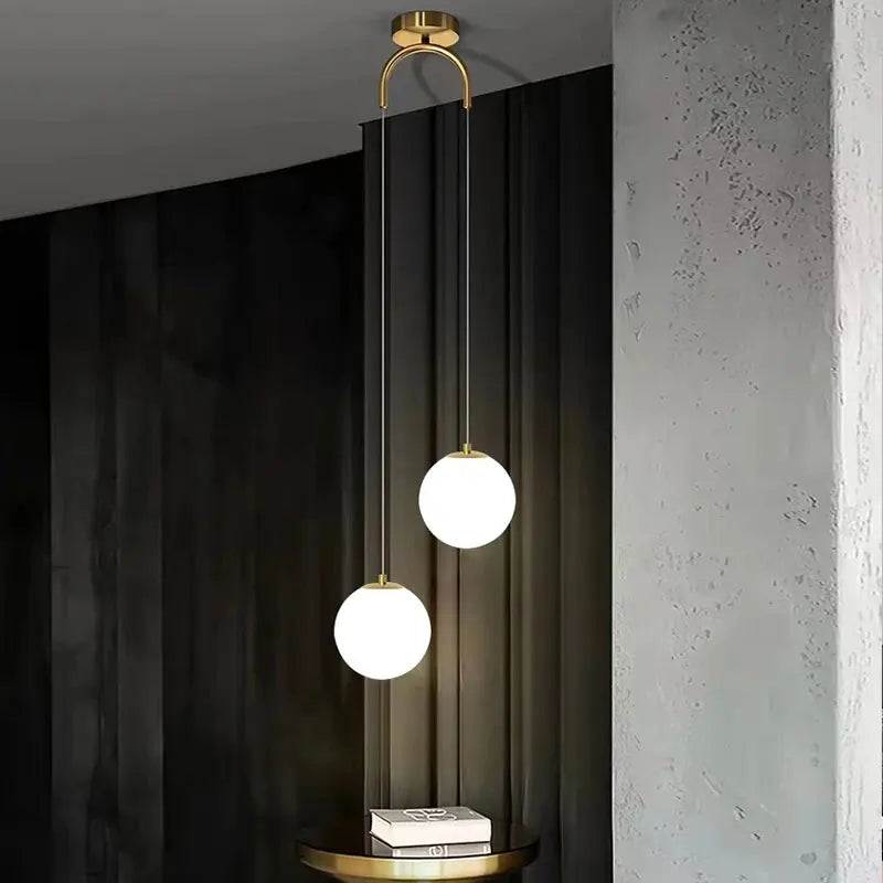 Lampa wisząca Luna z kloszem ze szkła, nordycki nowoczesny design