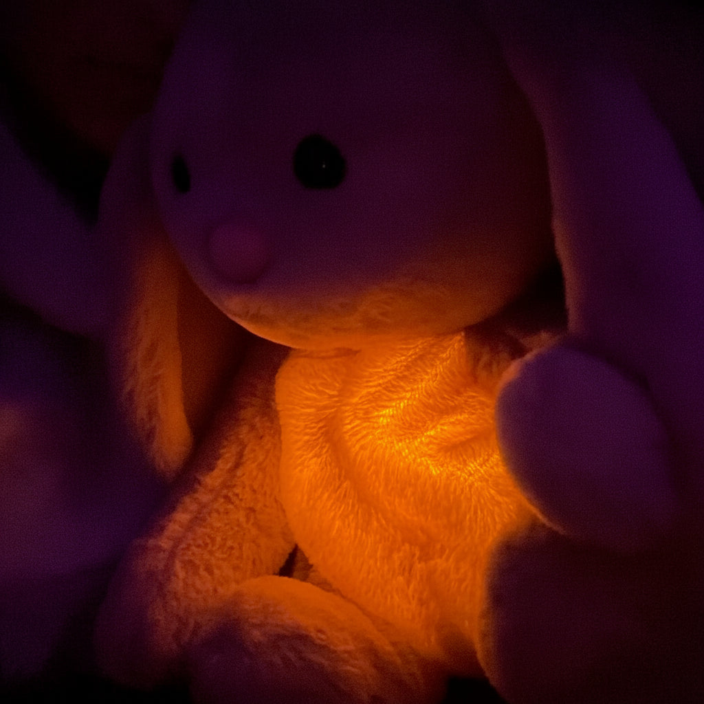 Åndende plysbunny til afslapning for børn og voksne