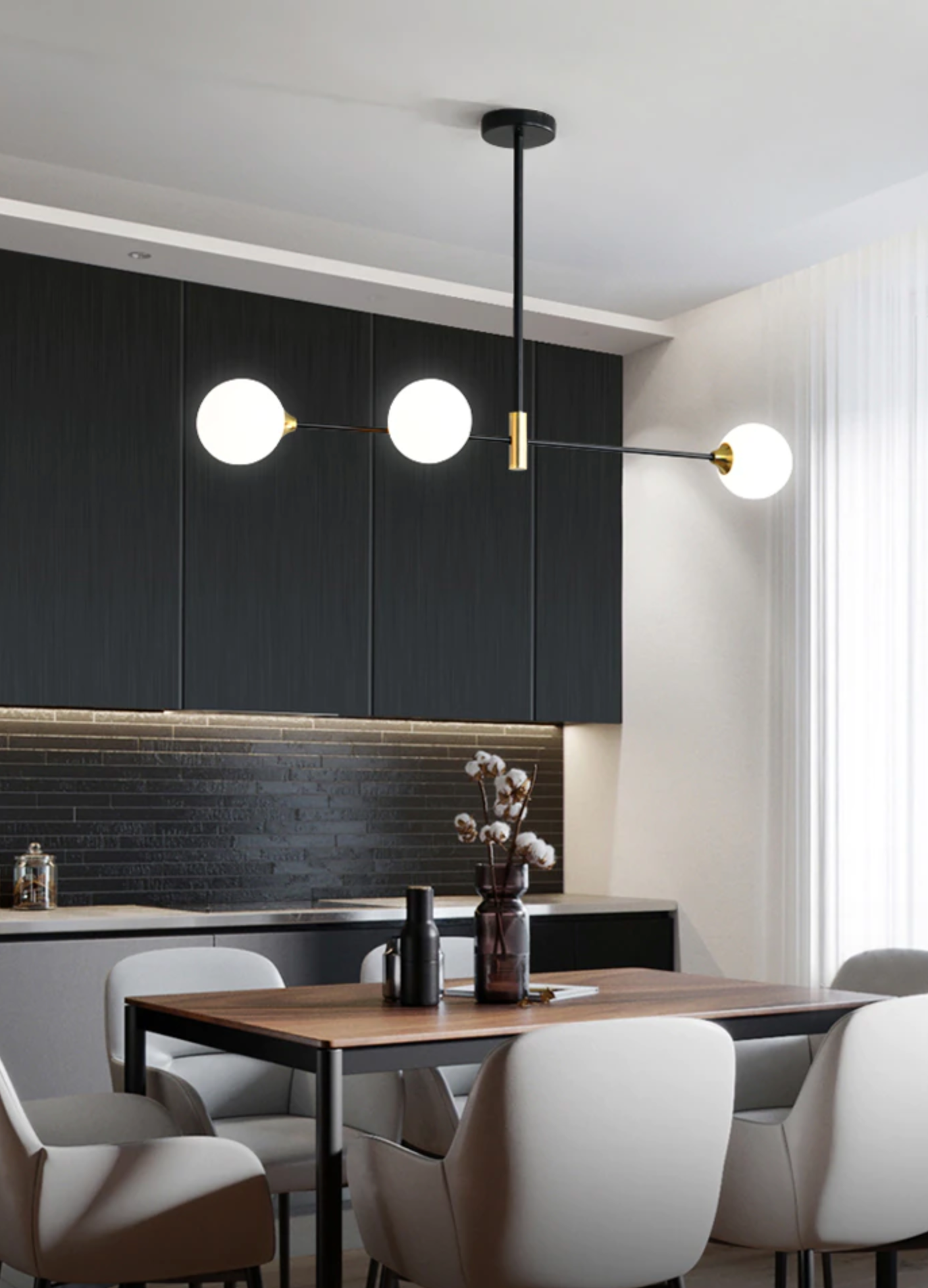 Novaelle Nordic Glass Kugellampen-Schirm Deckenleuchte in poliertem Chrom | Snurv