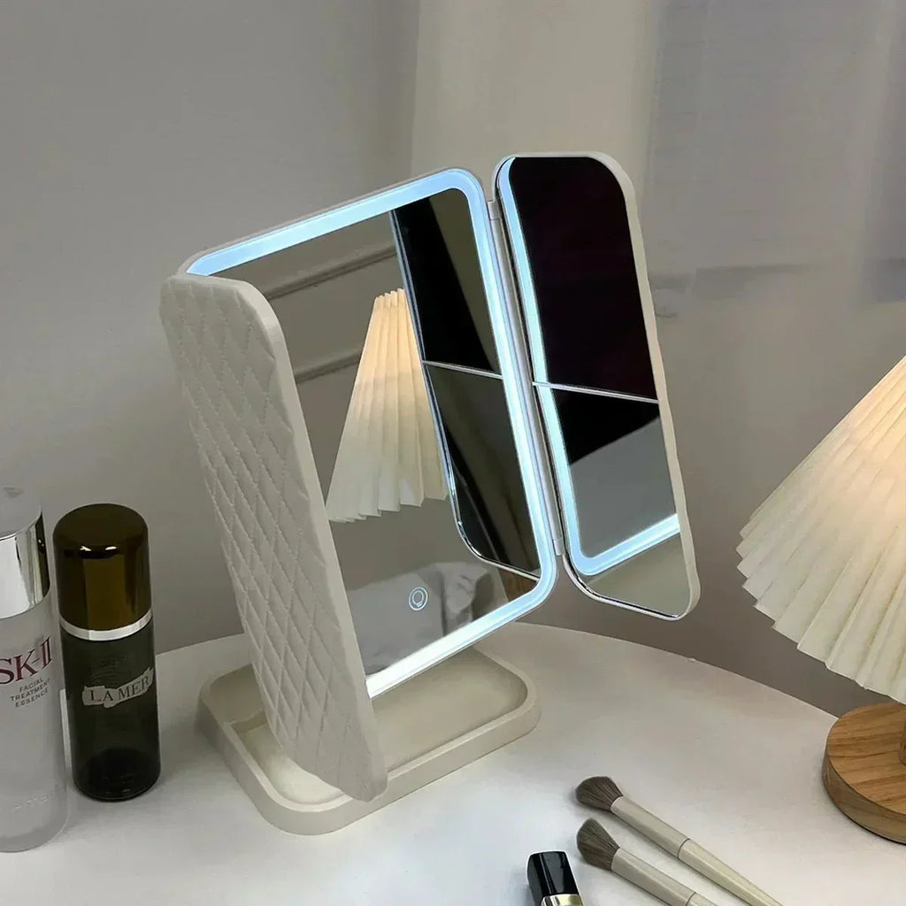 LumiBlend Drei-Panel LED-Spiegel mit Dreifarbiger Beleuchtung für Makelloses Make-up