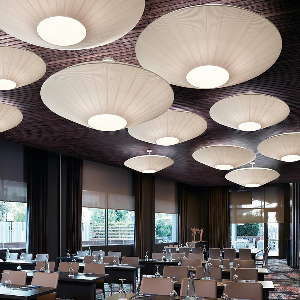 Stropní lampa v orientálním stylu s látkovým stínidlem pro jídelní pokoj, stmívatelná, tři velikosti