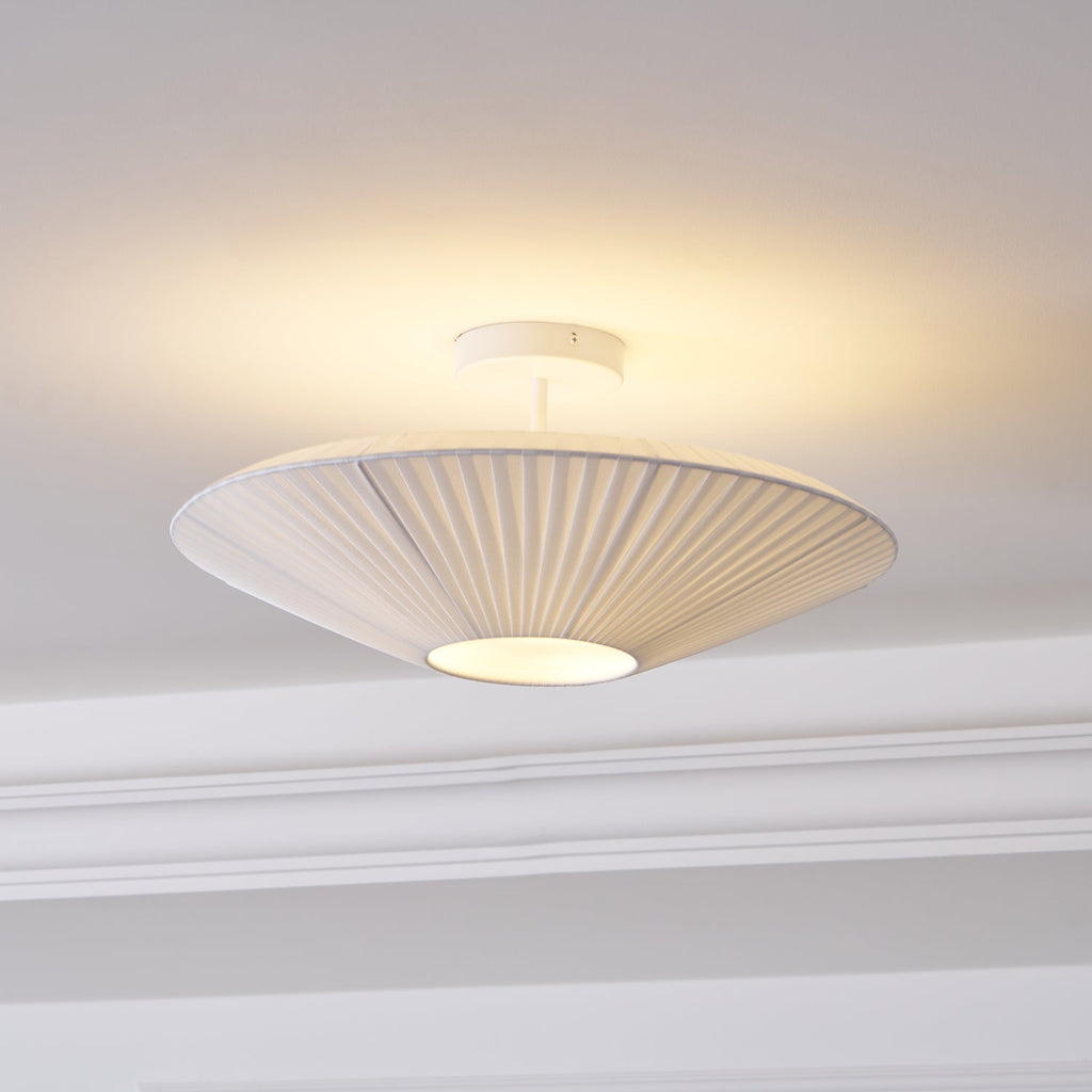 Stropní lampa v orientálním stylu s látkovým stínidlem pro jídelní pokoj, stmívatelná, tři velikosti