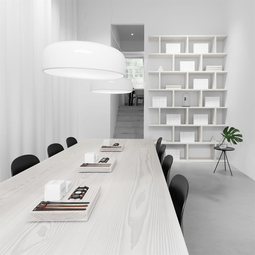 Nova pendellampa med modern design och ljusstark, platsbesparande belysning