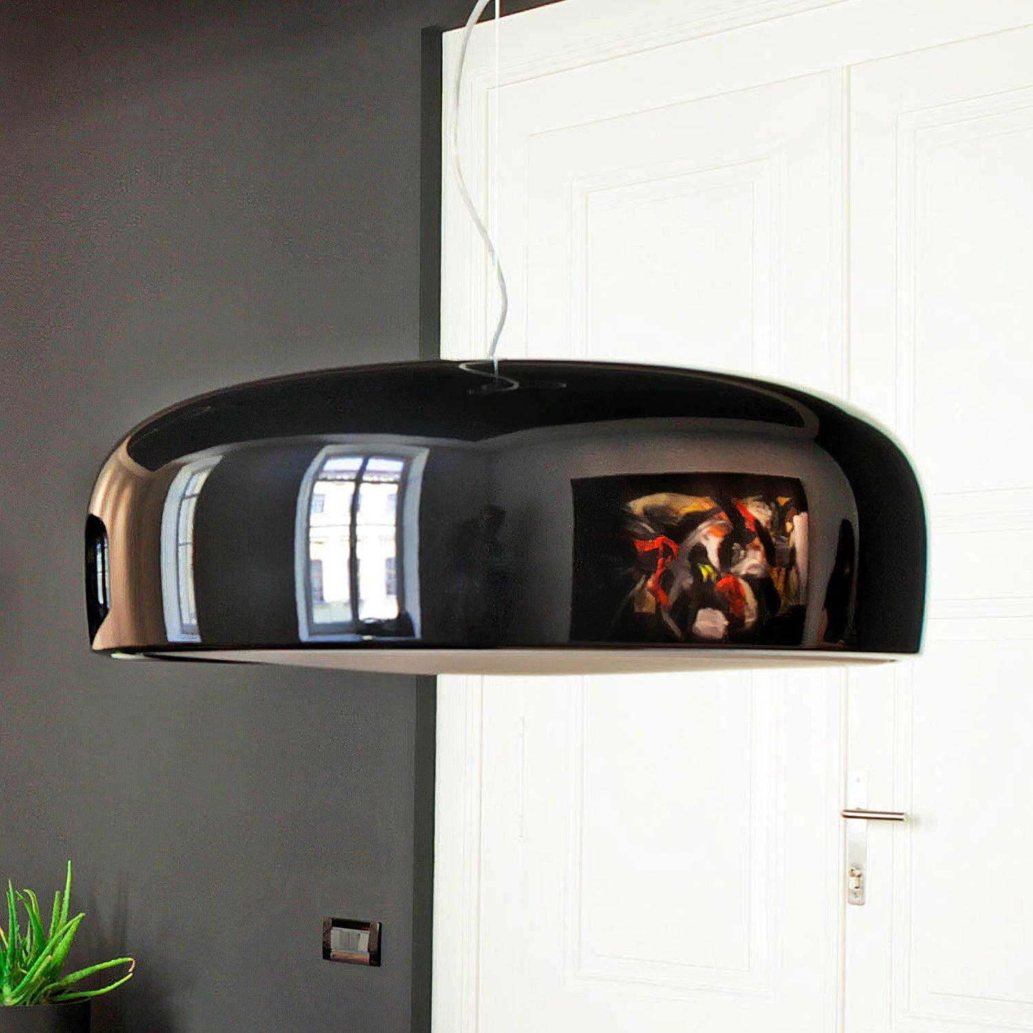 Nova pendellampa med modern design och ljusstark, platsbesparande belysning