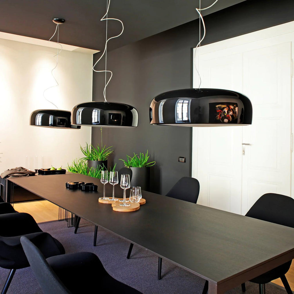Nova pendellampa med modern design och ljusstark, platsbesparande belysning