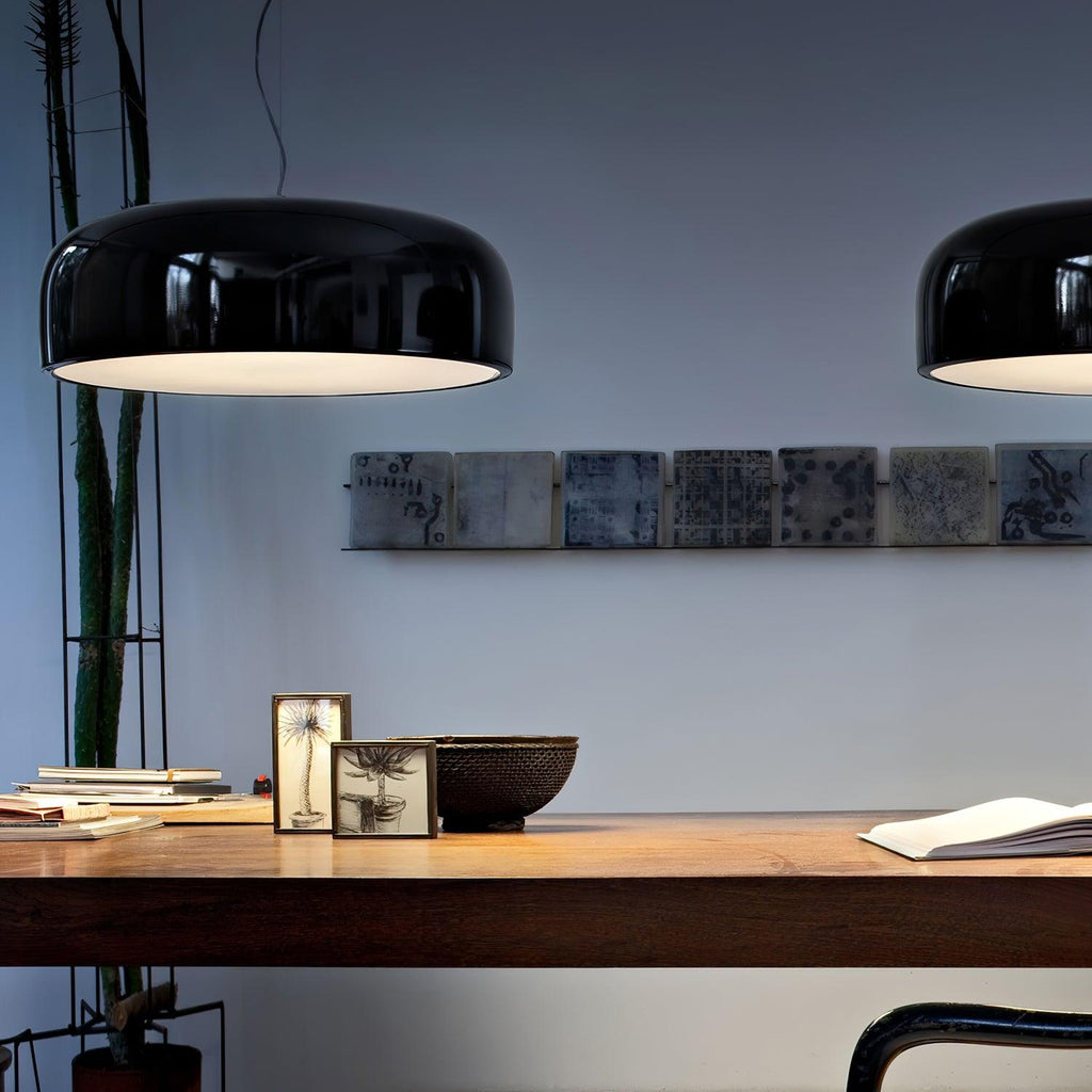 Nova pendellampa med modern design och ljusstark, platsbesparande belysning