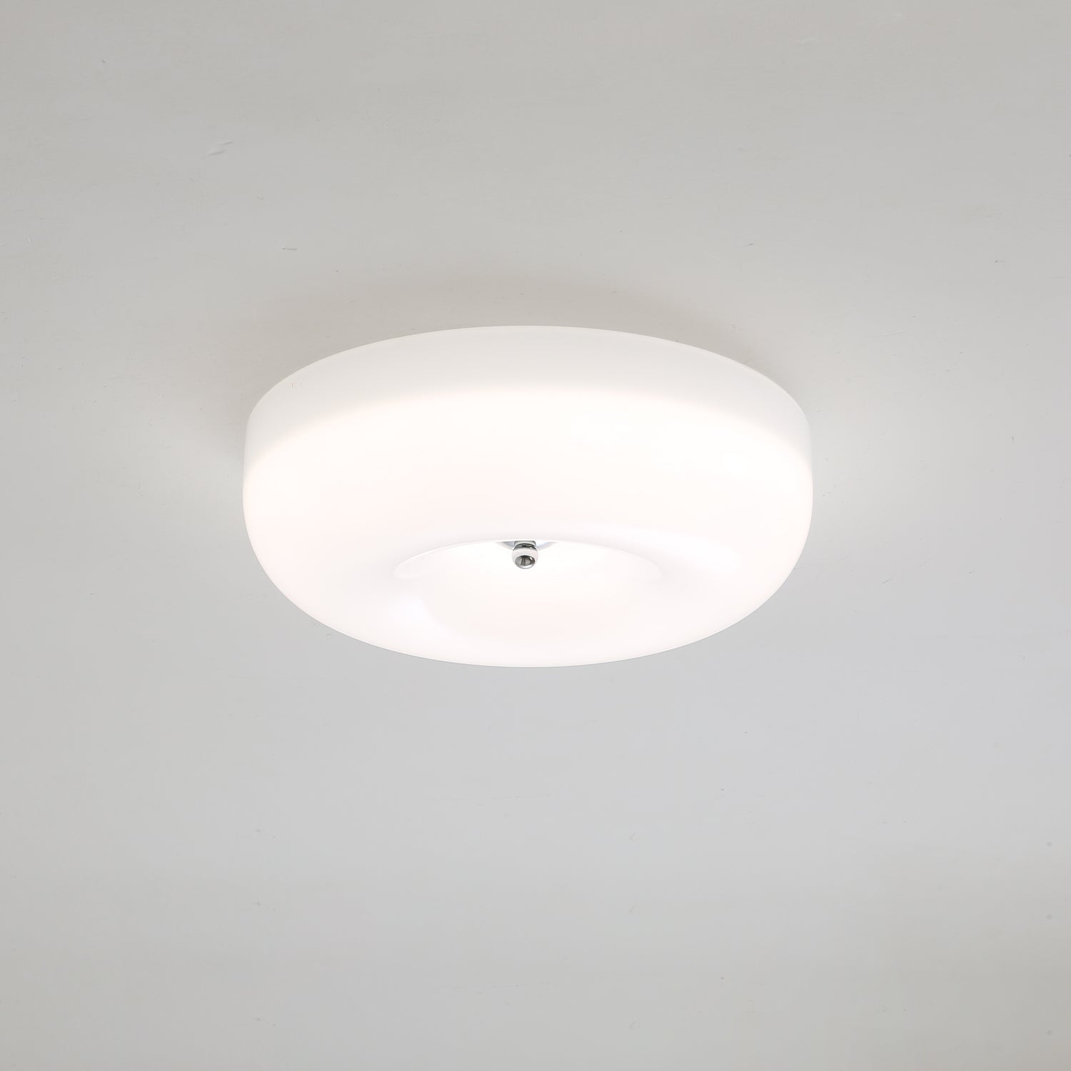 Stropní lampa Swirl ze skla s kovovým rámem, stmívatelná LED, bílá, kávová, béžová, 32, 40, 46 cm