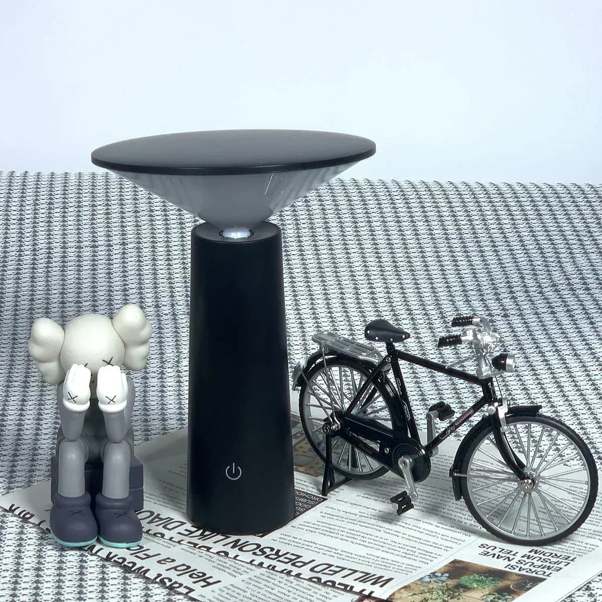 Lampada da Tavolo Cordless AuraNova con Telecomando Dimmerabile