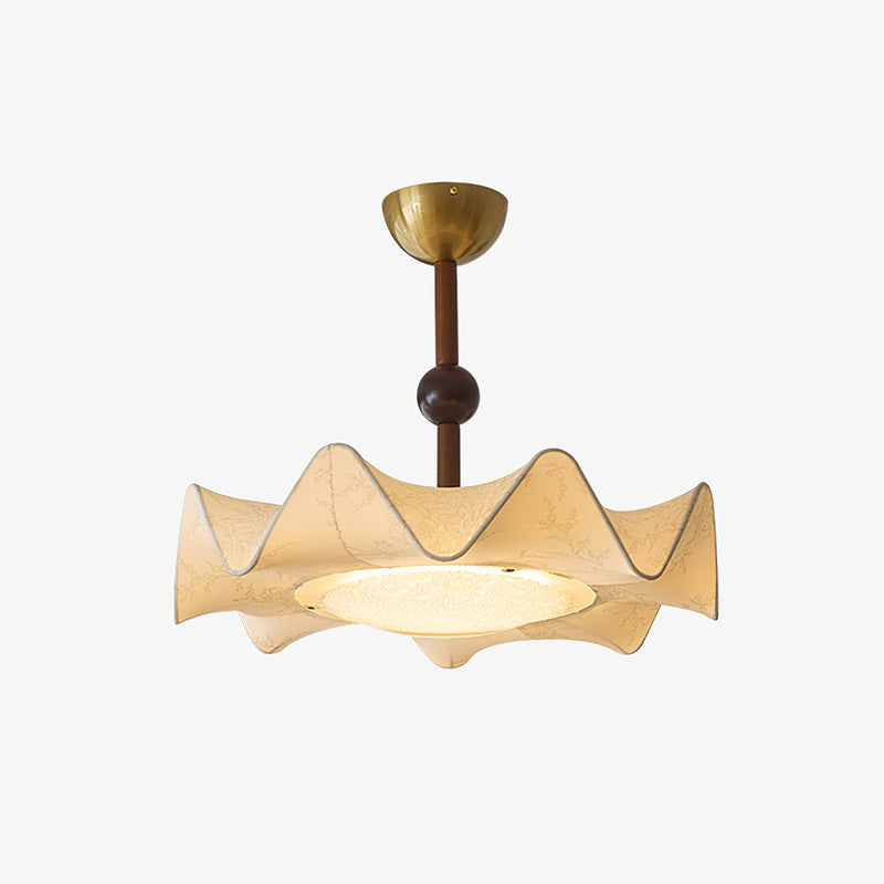 Lámpara de techo LED floral en nogal y dorado con diseño de pétalos