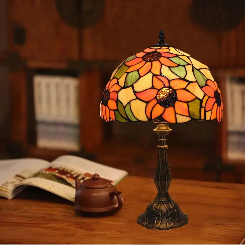 NovaGlow bureaulamp in Tiffany-stijl voor thuis- of kantoorgebruik