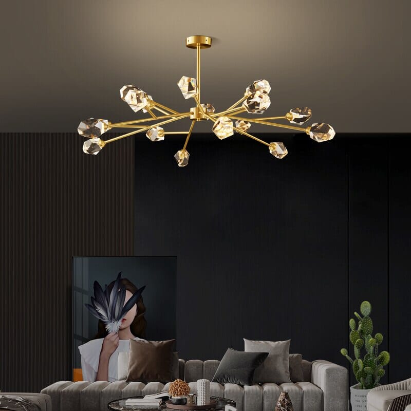 Aurelia Kristall-Hängeleuchte mit modernem Design und hellem Lichtstrahl