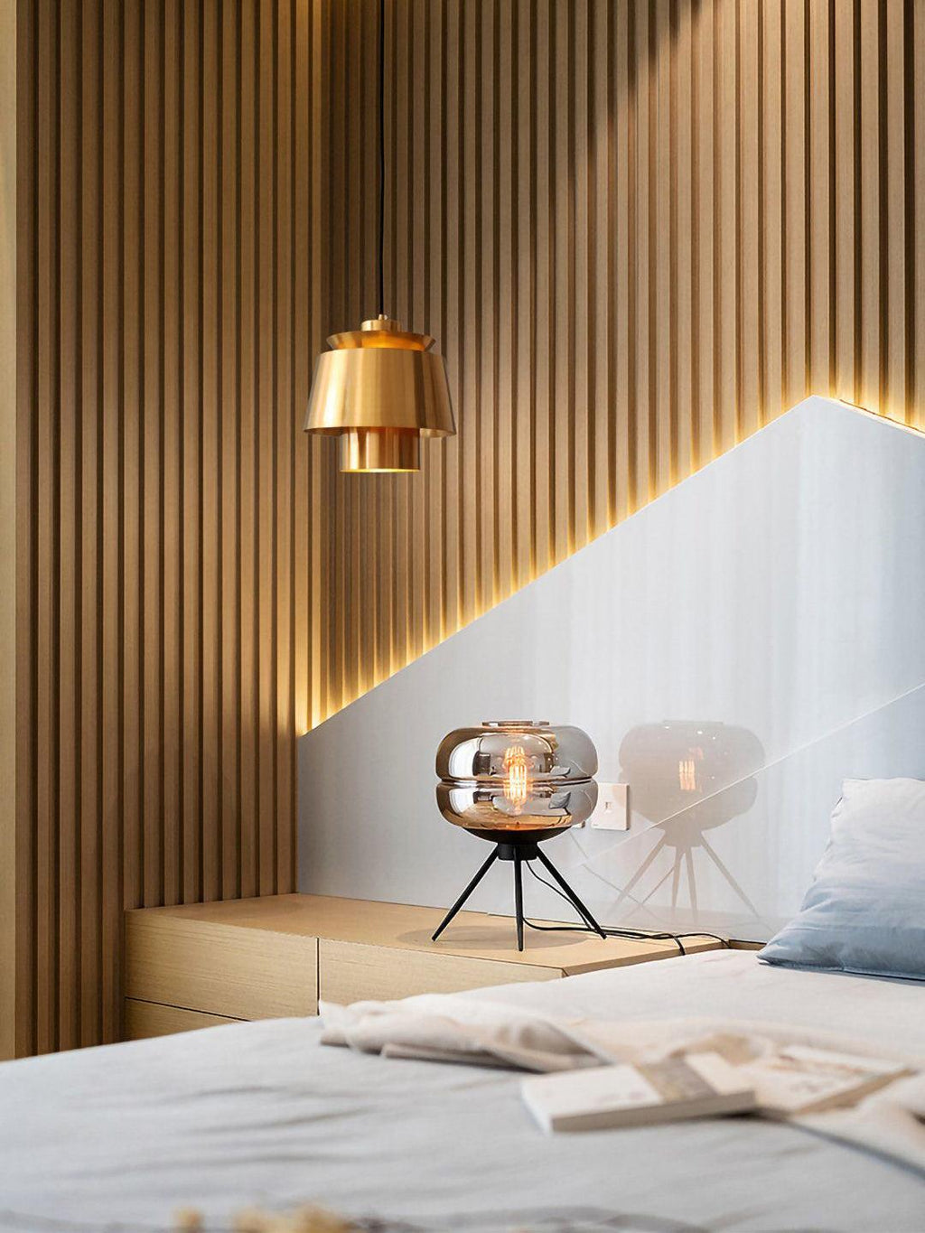 Astraea Pendant Light Elegant Star Inspired Ceiling Light | Snurv