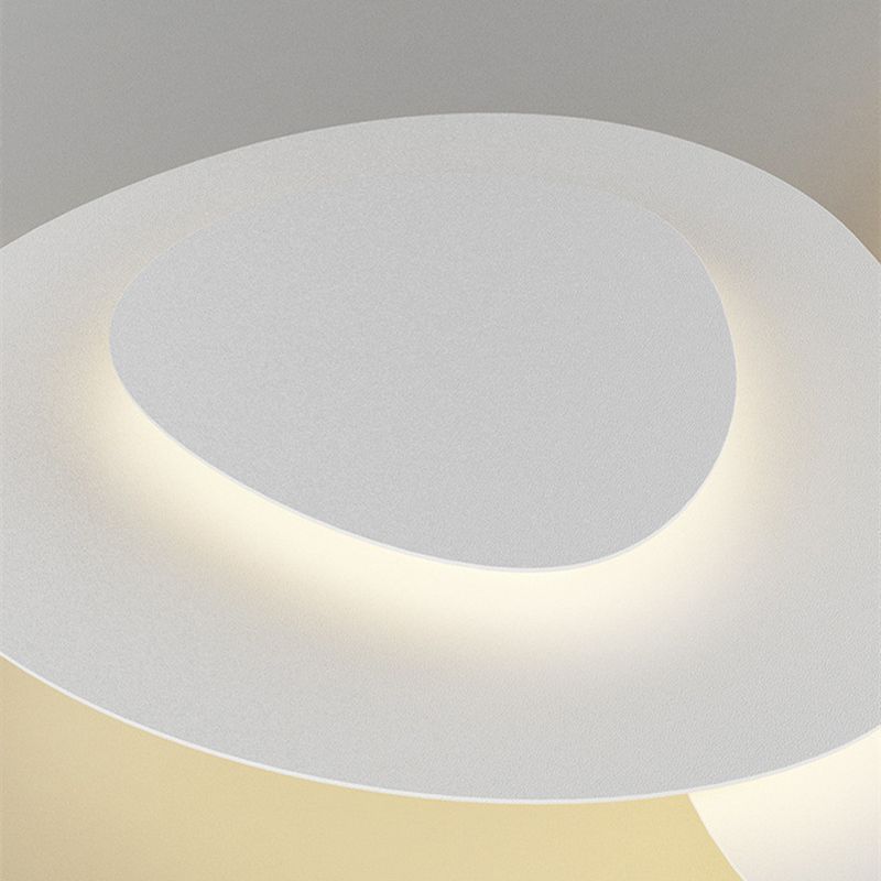 Třídílné organické LED stropní světlo v bílém kovu, stmívatelné, ideální do obývacího pokoje