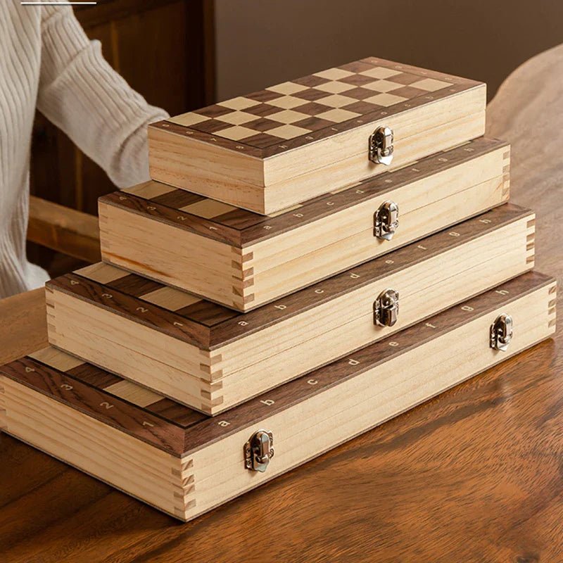 Voyager Schach Tragbares Magnetisches Holz-Schachbrett für Spielspaß unterwegs