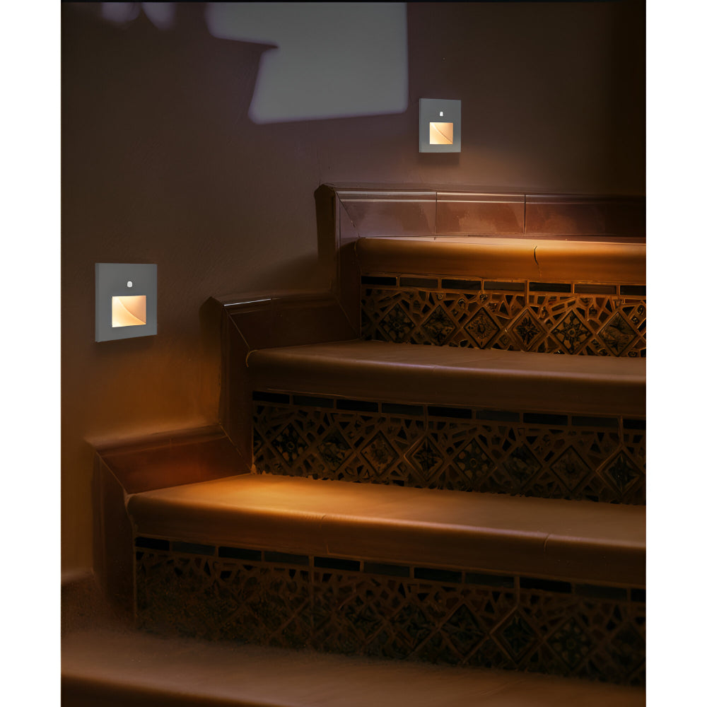ضوء حائط LED مع مستشعر حركة للسلالم والممرات