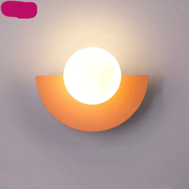 ضوء حائطي نورديك GlacialGlow مع إضاءة LED تكميلية للديكورات الداخلية العصرية