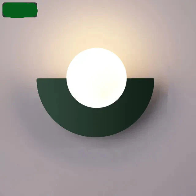 ضوء حائطي نورديك GlacialGlow مع إضاءة LED تكميلية للديكورات الداخلية العصرية