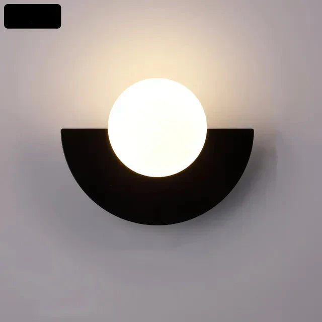 ضوء حائطي نورديك GlacialGlow مع إضاءة LED تكميلية للديكورات الداخلية العصرية