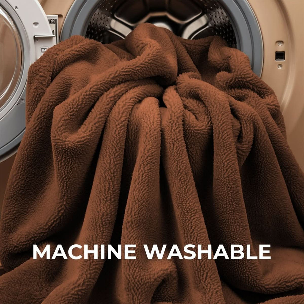 CascadeGuard Koc - Wodoodporna Ochronna Pokrywa na Łóżka i Sofy