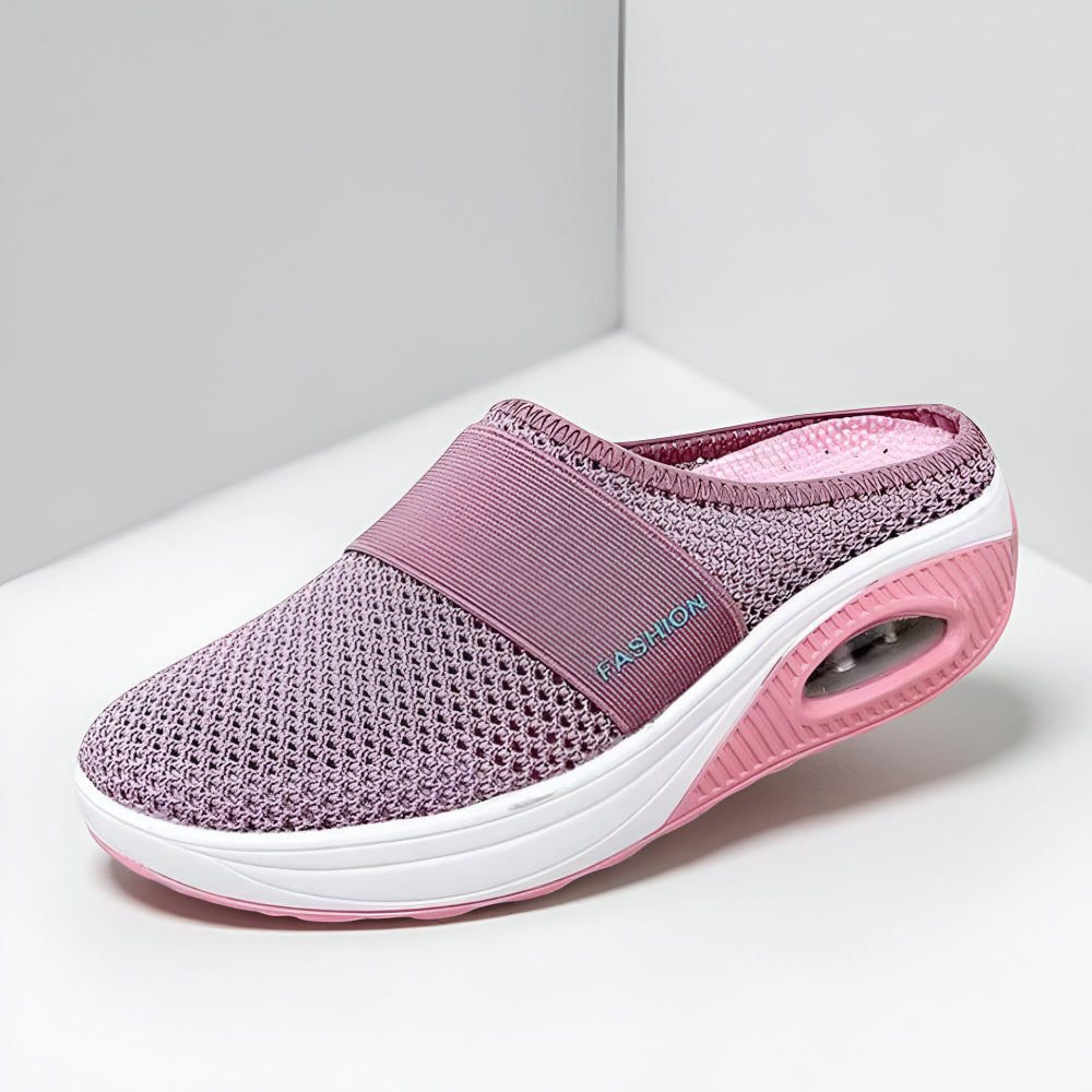 メッシュアッパーとクッションソール付き女性用スリッポンウォーキングシューズ