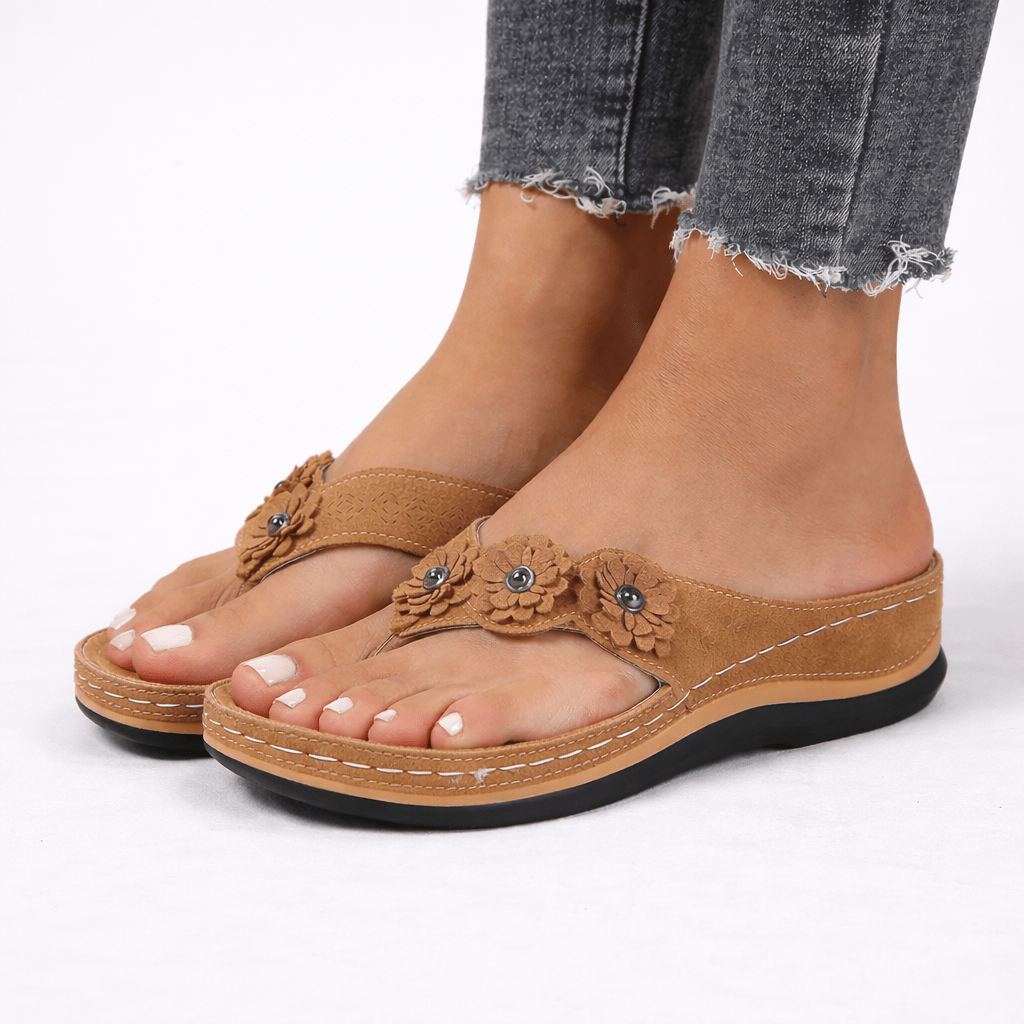 Florale orthopädische Sandalen für Damen mit gepolstertem Halt, Sommerfußbekleidung | Rosalyssa