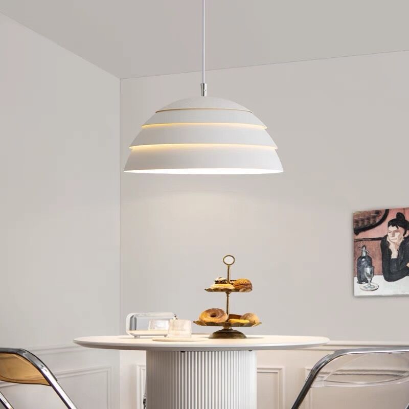 Astraea Dome LED Pendellampe for Moderne Kjøkken og Spiseområder | Snurv