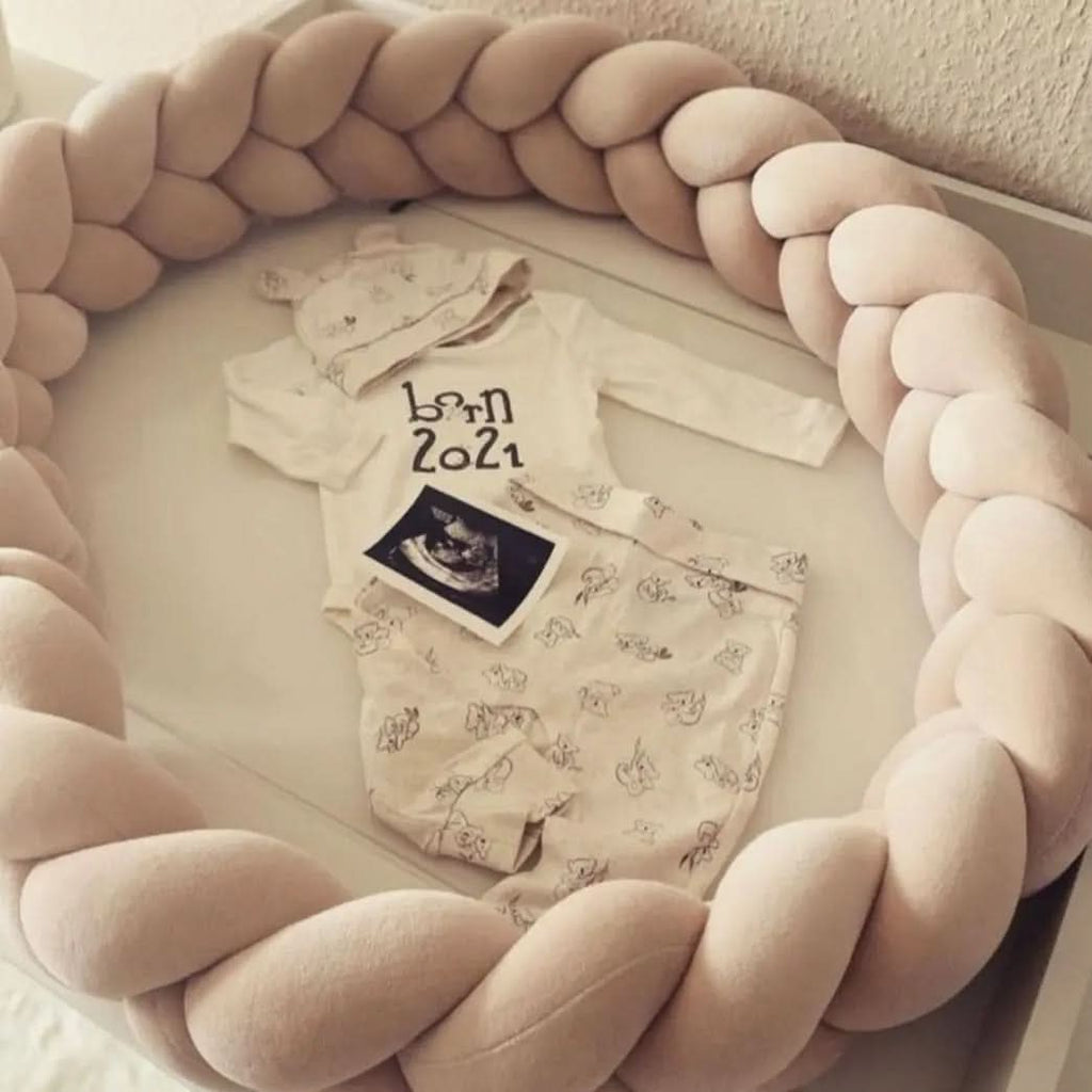 CozyNest Gewebtes Babykissen für sicheren und erholsamen Schlaf
