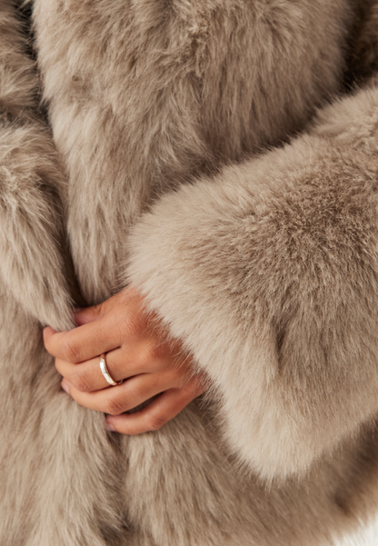 Veste en Fausse Fourrure Luxe