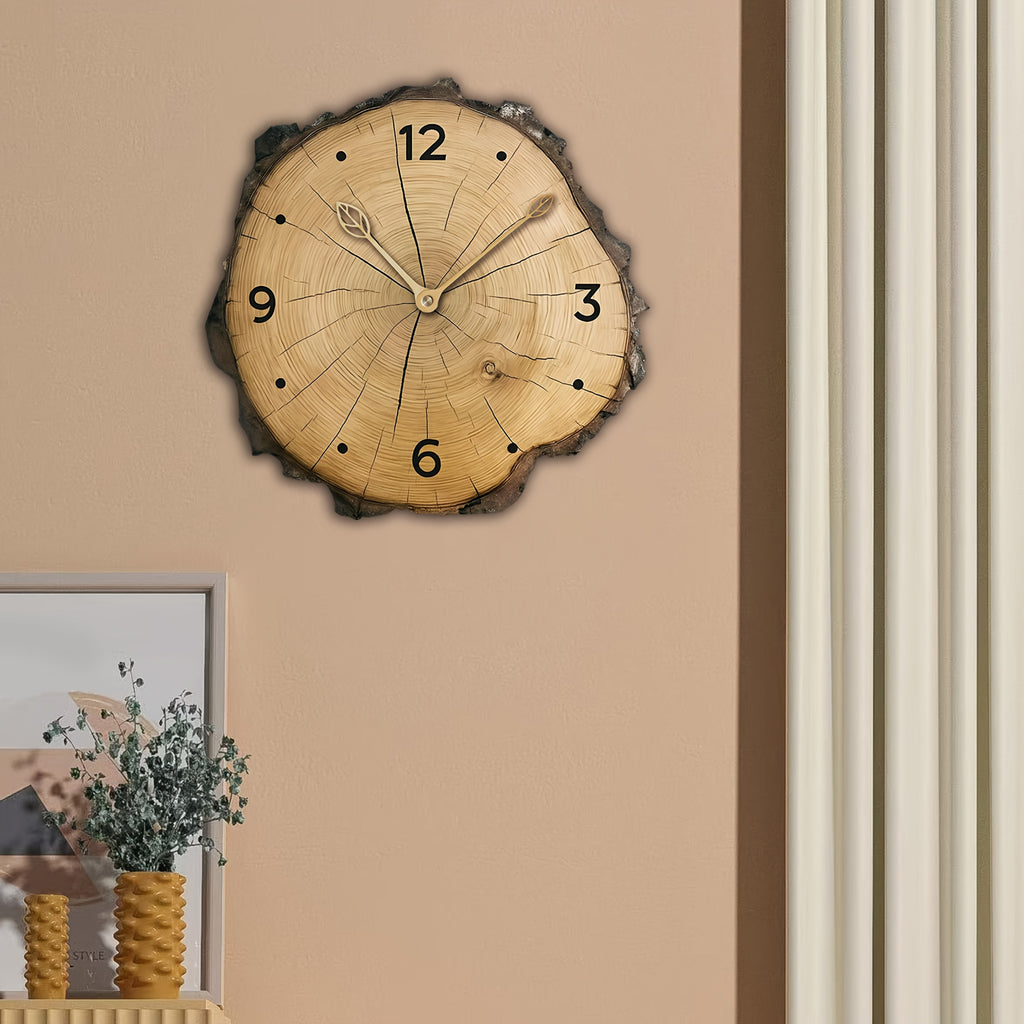 Houten klok met schijf en natuurlijke boomstamlook voor rustieke woondecoratie