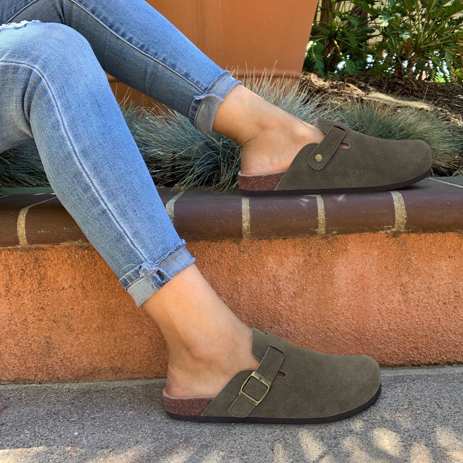 Papuci unisex NovaLuxe din piele, stil sandale Boston
