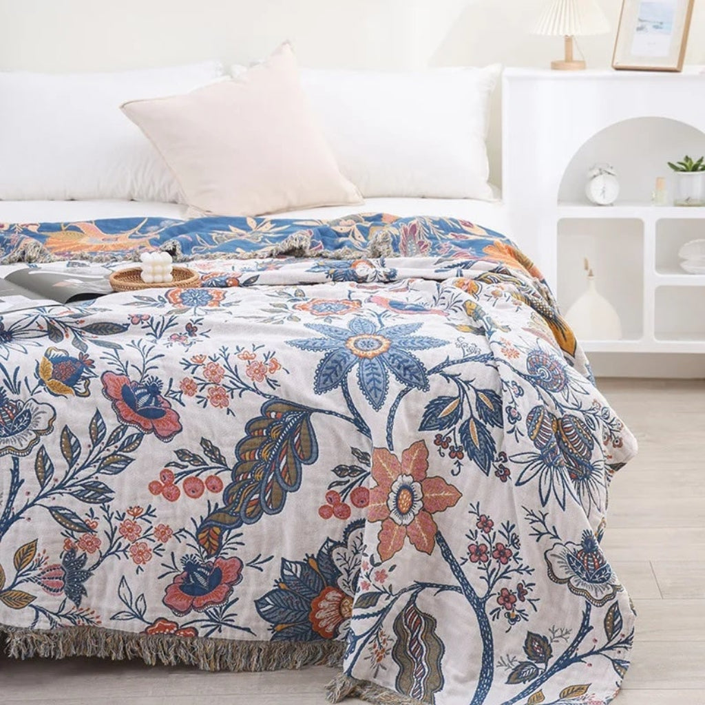 Blomstret boheme kølende plaid til sofa og boligindretning