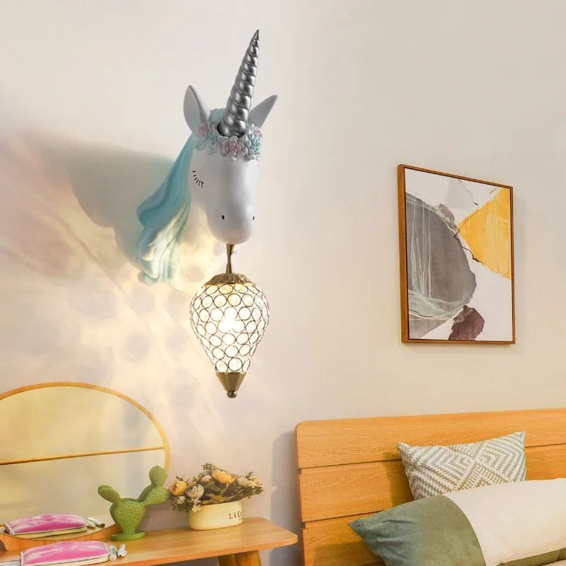CalmWave Harz-Wandleuchte mit Einhorn-Design für sanftes Leuchten