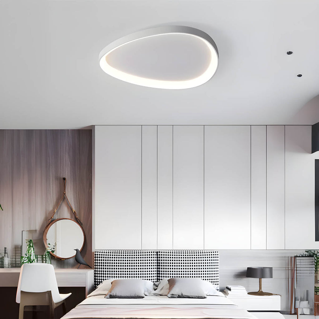 Stropní LED světlo s možností stmívání a moderním organickým designem pro obývací pokoje
