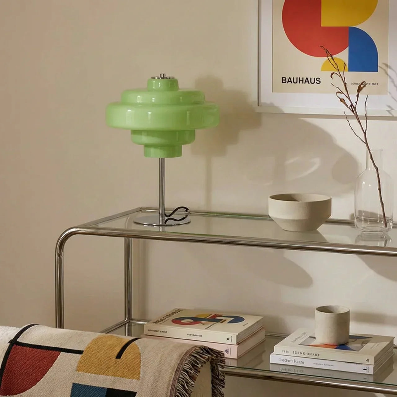 Barevná stolní lampa z barevného skla ve stylu Bauhaus | Rosalyssa