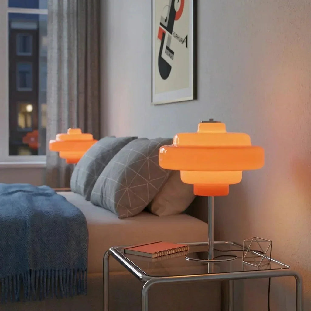Barevná stolní lampa z barevného skla ve stylu Bauhaus | Rosalyssa
