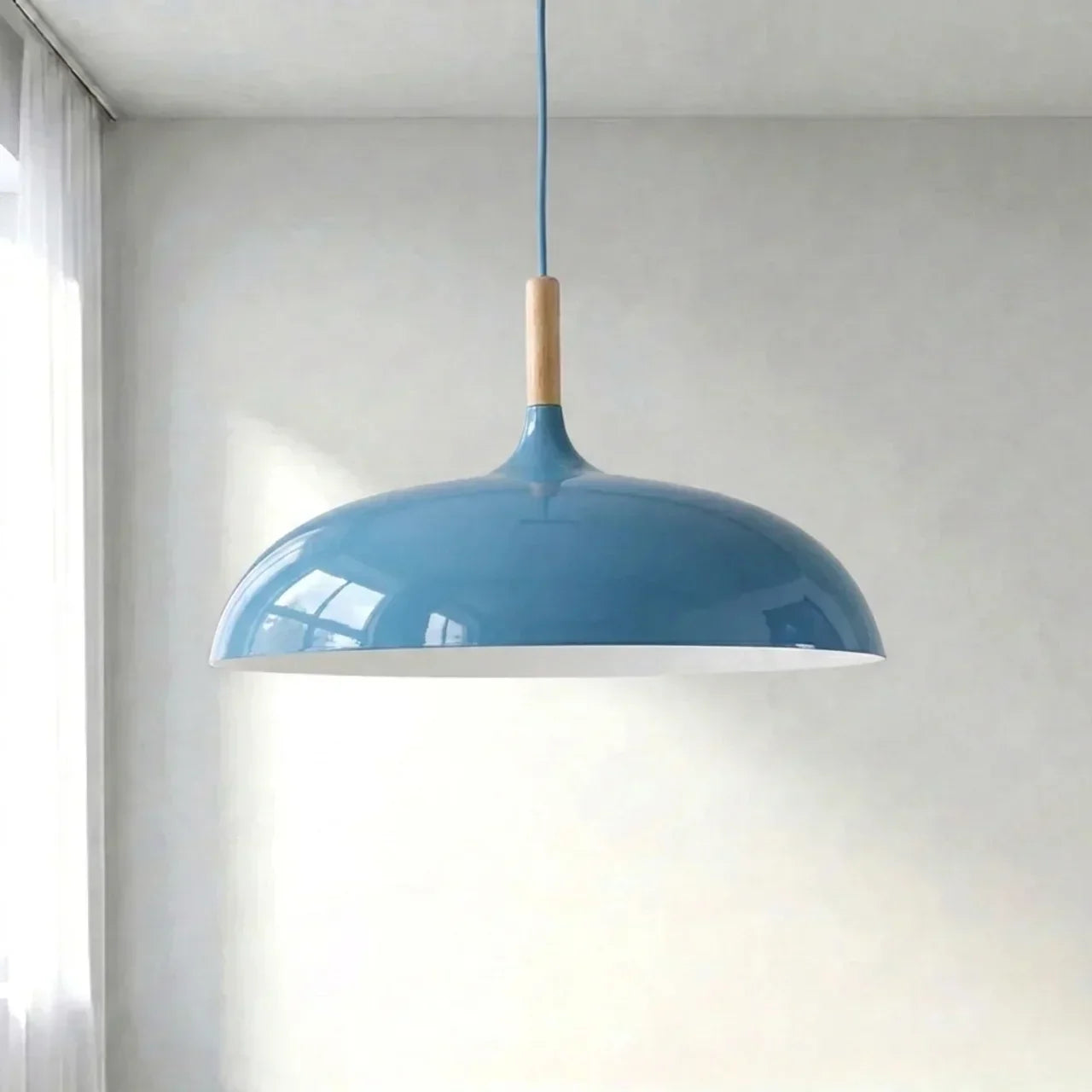 Pendant Light With Sculptural Shape Design In Metal And Wood | Rosalyssa