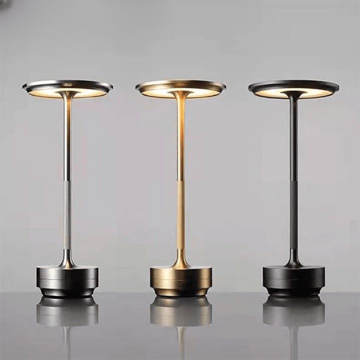 LumaNova Trådløs Touchlampe med Dæmpbar Trådløs Belysning