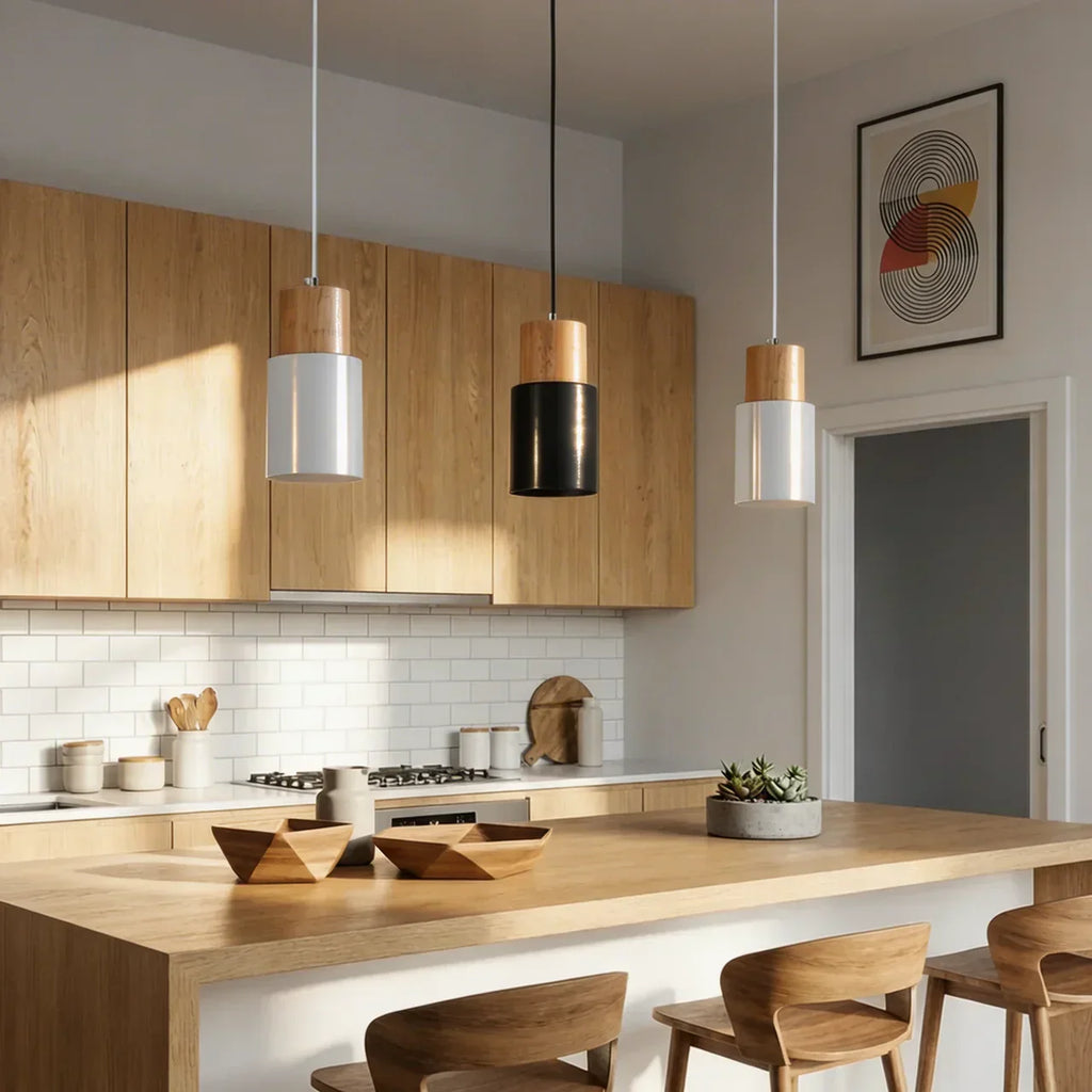 Die Aluminium-Zylinder-Hängeleuchte mit Holzdetail | Rosalyssa
