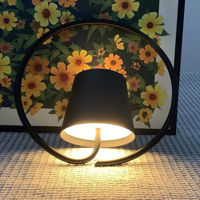 NovaGlow oppladbar LED hengelampe for innendørs og utendørs bruk