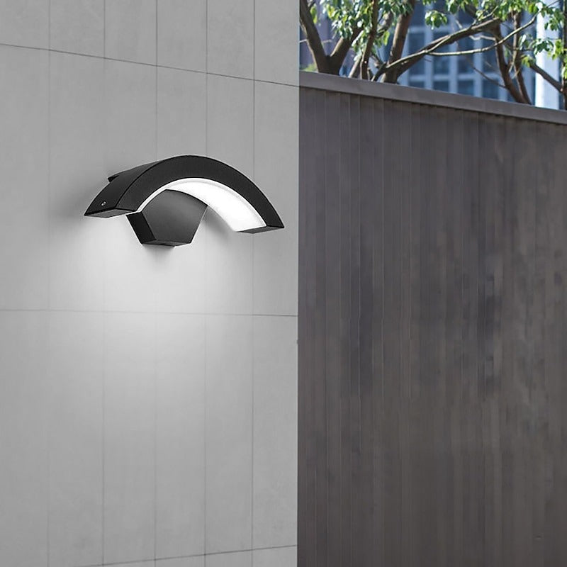 ضوء جداري خارجي أنيق للشرفة والحديقة مقاوم للماء بمعيار IP65 مع إضاءة LED