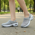 Men's Slip-On Clogs With Arch Support For All Day Comfort